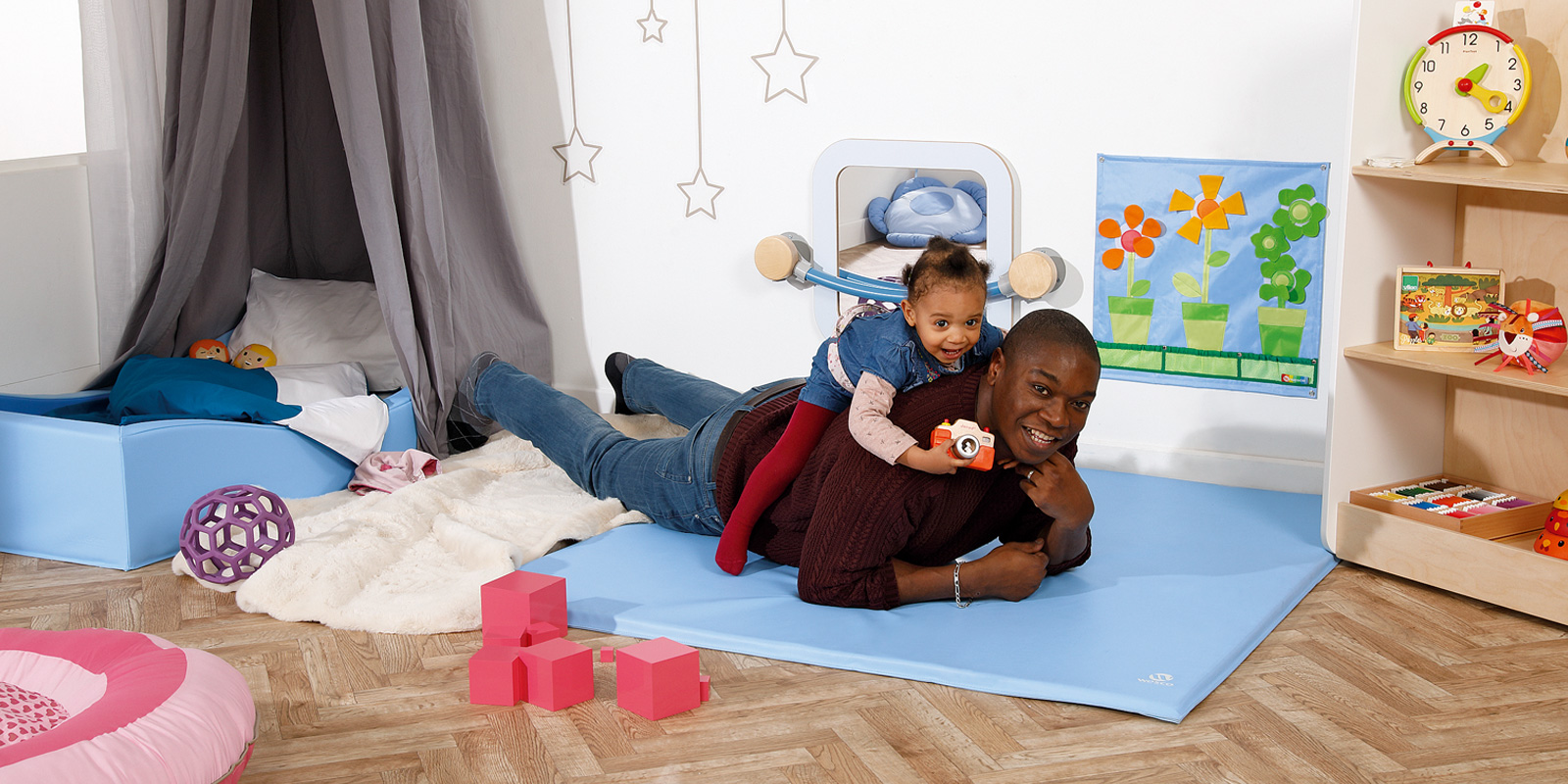 Meubles Montessori pour la chambre de votre enfant : avantages et