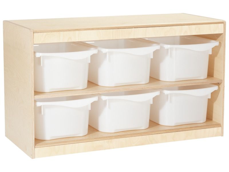 meuble de rangement bas en bois adapté à la hauteur des enfants avec des bacs de rangement en plastique