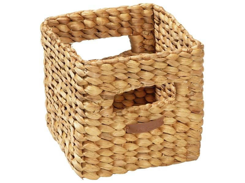 petit panier en matière naturelle jacinthe d'eau tressée, idéal comme petit rangement de bureau, disponible en différentes tailles blog wesco